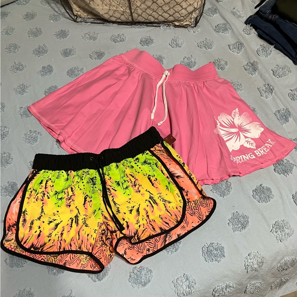 2 PCS NWT SHORTS & SKIRT